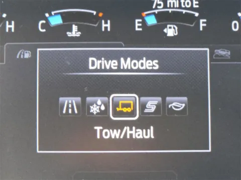 More photos of 2021 Ford Expedition Max XLT at SAVVY AUTO SALES LLC, OH