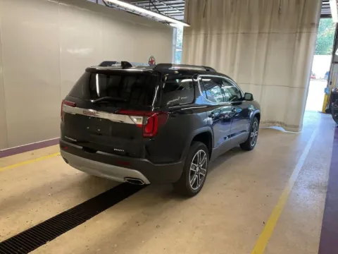 Another view of 2020 GMC Acadia SLT for sale in Columbus, OH at SAVVY AUTO SALES LLC
