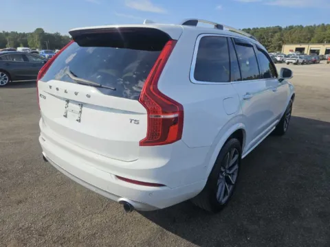 Photos of 2018 Volvo XC90 T5 Momentum for sale in Columbus, OH at SAVVY AUTO SALES LLC