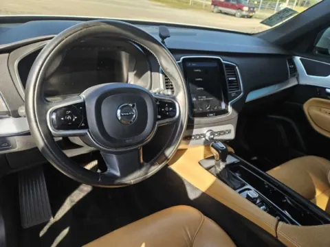 Another view of 2018 Volvo XC90 T5 Momentum for sale in Columbus, OH at SAVVY AUTO SALES LLC