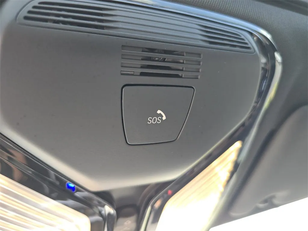 2022 Bmw 330i xDrive photo 3