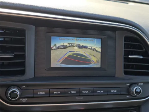 More photos of 2020 Hyundai Elantra SE at SAVVY AUTO SALES LLC, OH