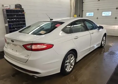 Another view of 2016 Ford Fusion SE for sale in Columbus, OH at SAVVY AUTO SALES LLC