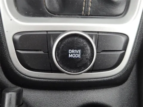 More photos of 2021 Hyundai Venue SEL at SAVVY AUTO SALES LLC, OH