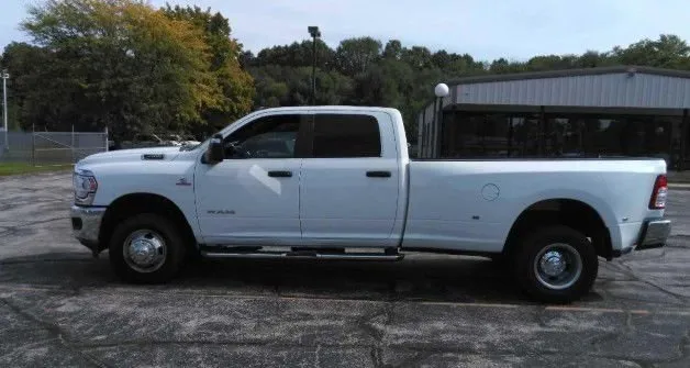 White 2024 Ram 3500 Big Horn for sale in Columbus, OH