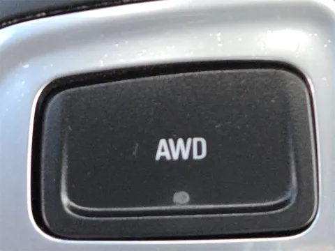 More photos of 2019 Chevrolet Equinox LT at SAVVY AUTO SALES LLC, OH