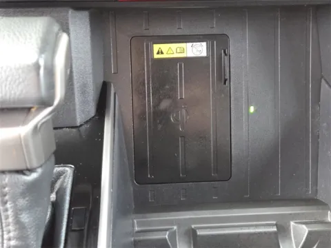 More photos of 2022 Toyota Tundra Limited at SAVVY AUTO SALES LLC, OH