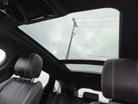 More photos of 2021 Land Rover Range Rover Velar S at SAVVY AUTO SALES LLC, OH