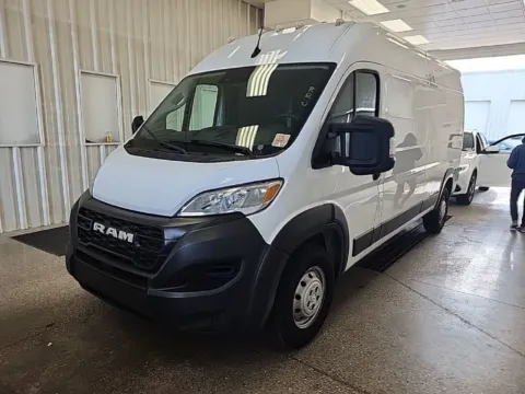 White 2023 Ram ProMaster 2500 High Roof for sale in Columbus, OH
