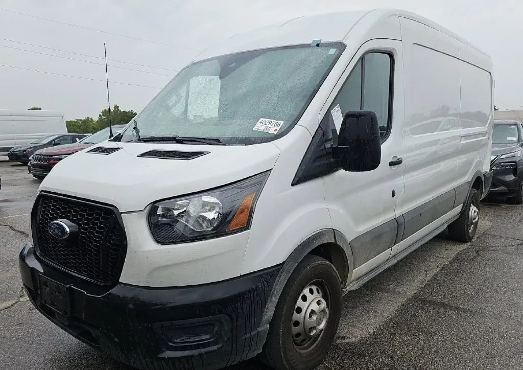 White 2023 Ford Transit-250 for sale in Columbus, OH