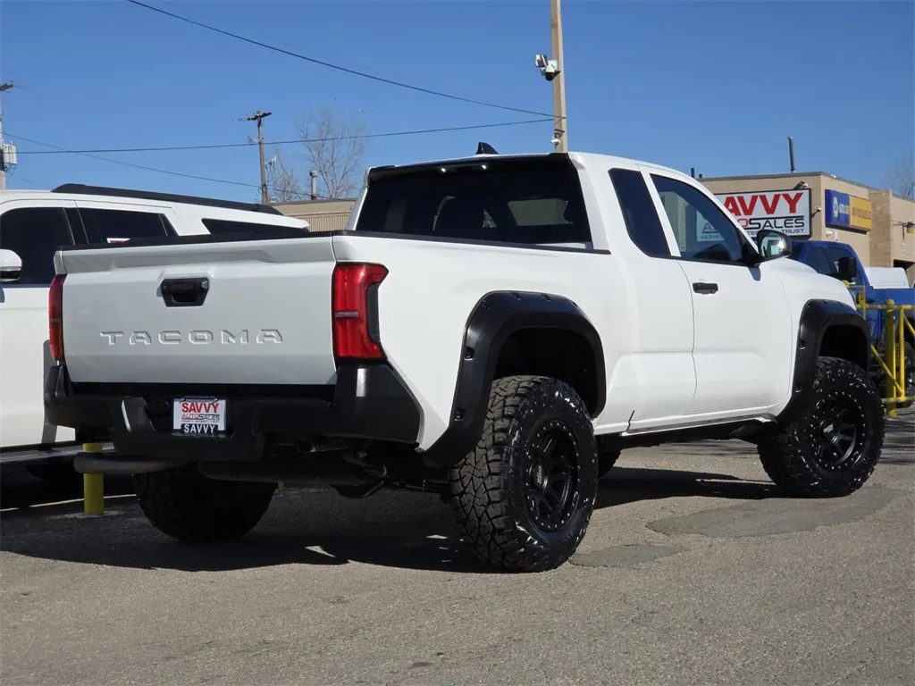 2024 Toyota Tacoma SR photo 3
