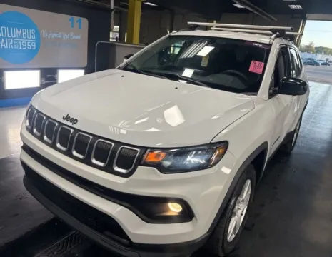 White 2022 Jeep Compass Latitude for sale in Columbus, OH