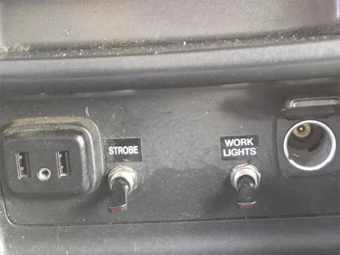 More photos of 2022 Chevrolet Colorado LT at SAVVY AUTO SALES LLC, OH