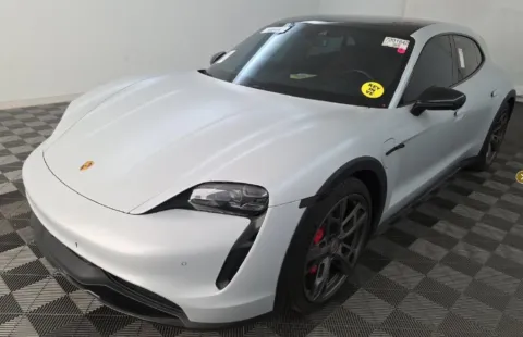 White 2022 Porsche Taycan Cross Turismo 4S for sale in Columbus, OH