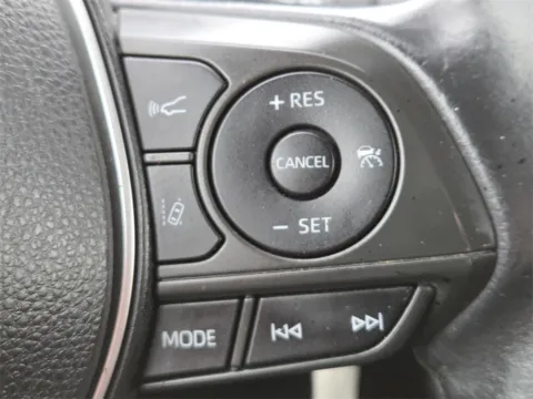 More photos of 2021 Toyota Corolla SE at SAVVY AUTO SALES LLC, OH