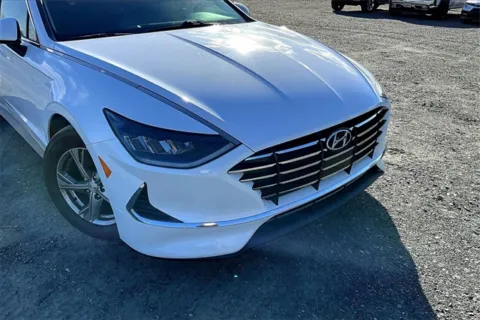 More photos of 2021 Hyundai Sonata SE at Autova, VA