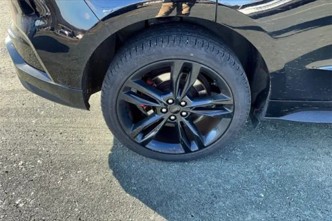 More photos of 2020 Ford Edge ST at Autova, VA