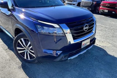 More photos of 2023 Nissan Pathfinder Platinum at Autova, VA