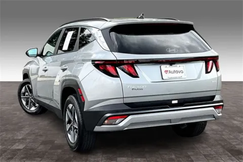 More photos of 2025 Hyundai Tucson SEL at Autova, VA