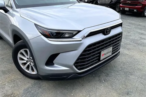 More photos of 2025 Toyota Grand Highlander XLE at Autova, VA