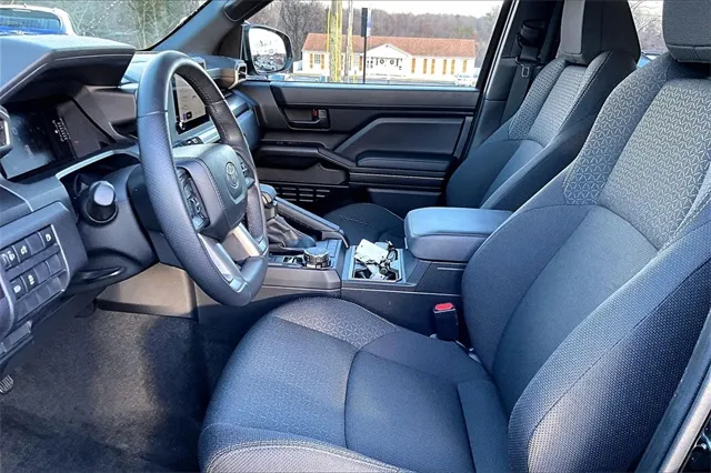 2025 Toyota 4Runner SR5 photo 4