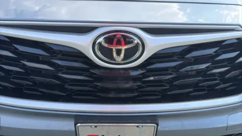 More photos of 2021 Toyota Highlander XLE at Autova, VA