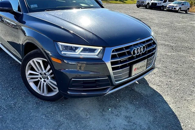 2019 Audi Q5 2.0T Premium Plus photo 2