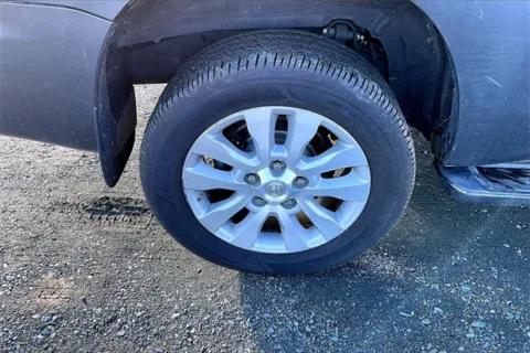 More photos of 2019 Toyota Sequoia Platinum at Autova, VA