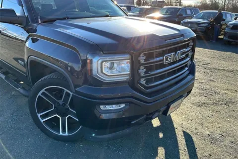 More photos of 2018 GMC Sierra 1500 SLT at Autova, VA