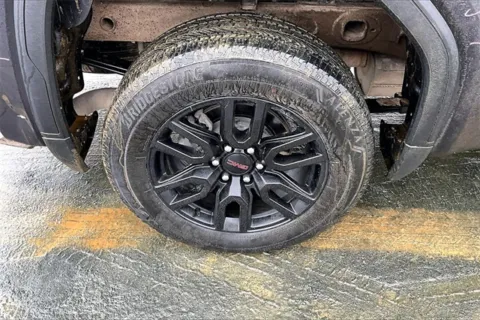 More photos of 2024 GMC Sierra 1500 Elevation at Autova, VA