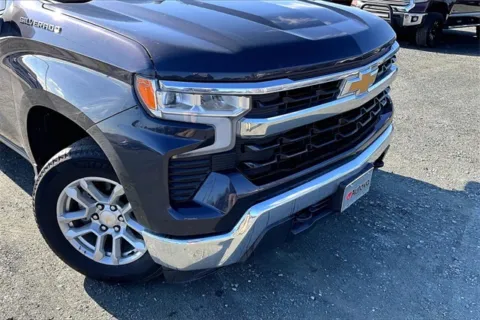 More photos of 2023 Chevrolet Silverado 1500 LT at Autova, VA