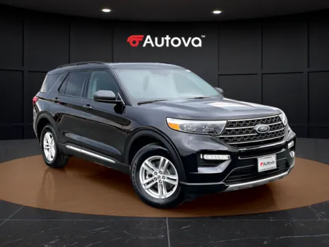More photos of 2022 Ford Explorer XLT at Autova, VA