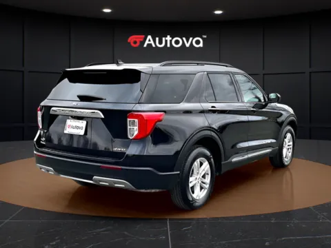 More photos of 2022 Ford Explorer XLT at Autova, VA