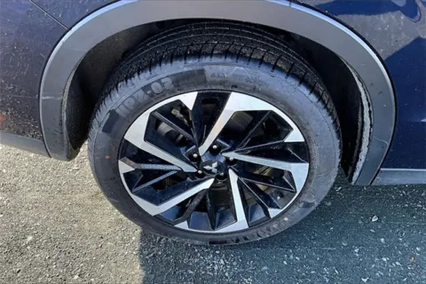 More photos of 2024 Mitsubishi Outlander SE at Autova, VA