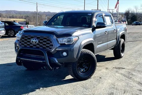 Photos of 2023 Toyota Tacoma TRD Off-Road for sale in Madison Heights, VA at Autova