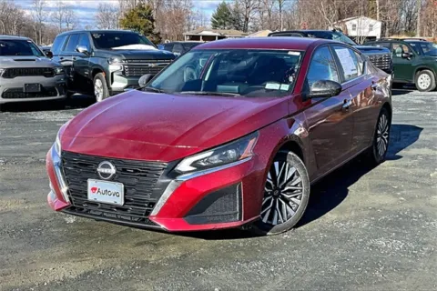 Photos of 2024 Nissan Altima 2.5 SV for sale in Madison Heights, VA at Autova