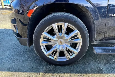 More photos of 2021 Chevrolet Suburban High Country at Autova, VA