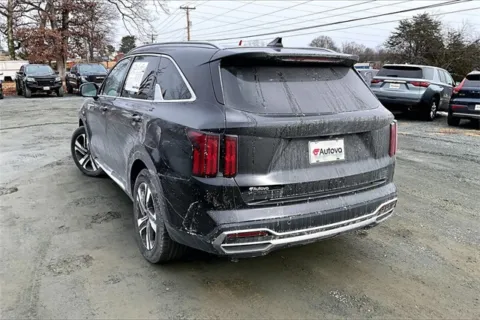 Another view of 2023 Kia Sorento Hybrid SX Prestige for sale in Madison Heights, VA at Autova