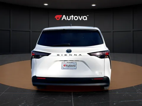 Another view of 2024 Toyota Sienna LE for sale in Madison Heights, VA at Autova