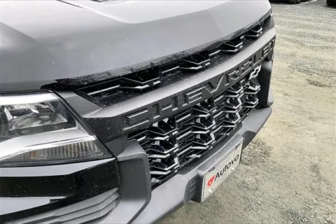 More photos of 2022 Chevrolet Colorado ZR2 at Autova, VA