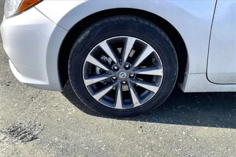 More photos of 2017 Nissan Altima 2.5 SL at Autova, VA