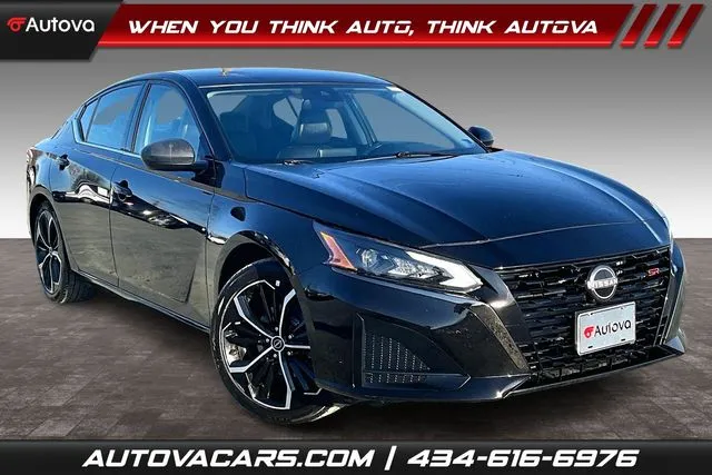 Black 2023 Nissan Altima 2.5 SR for sale in Madison Heights, VA