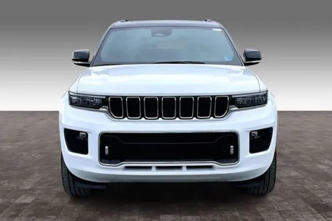 Photos of 2024 Jeep Grand Cherokee L Overland for sale in Madison Heights, VA at Autova