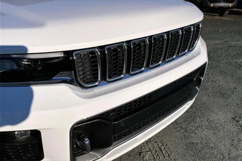 More photos of 2024 Jeep Grand Cherokee L Overland at Autova, VA