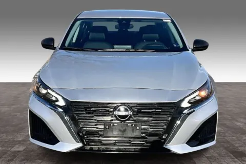 Photos of 2025 Nissan Altima 2.5 SV for sale in Madison Heights, VA at Autova