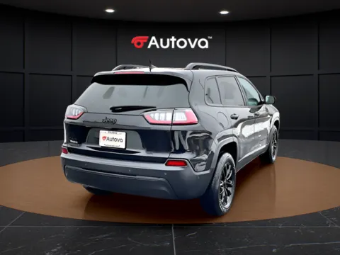 More photos of 2023 Jeep Cherokee Altitude at Autova, VA