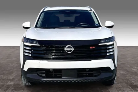 Photos of 2025 Nissan Kicks SR for sale in Madison Heights, VA at Autova