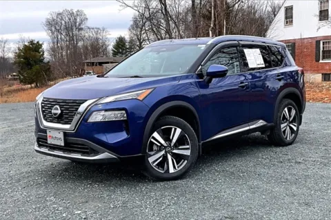 Photos of 2023 Nissan Rogue SL for sale in Madison Heights, VA at Autova