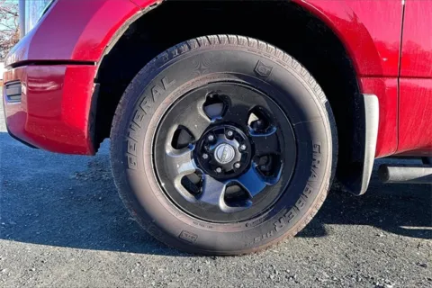 More photos of 2023 Nissan Titan S at Autova, VA