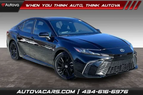 Black 2025 Toyota Camry SE for sale in Madison Heights, VA